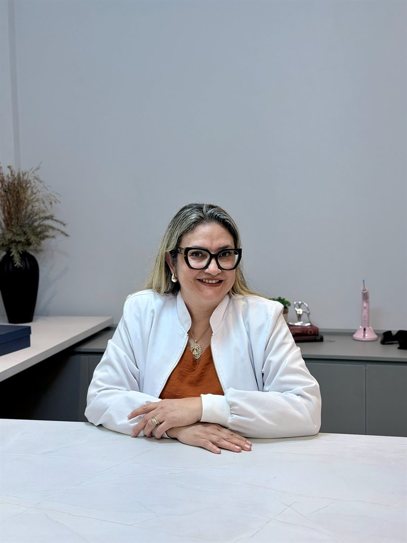 Claudia Pedrozo - Enfermeira